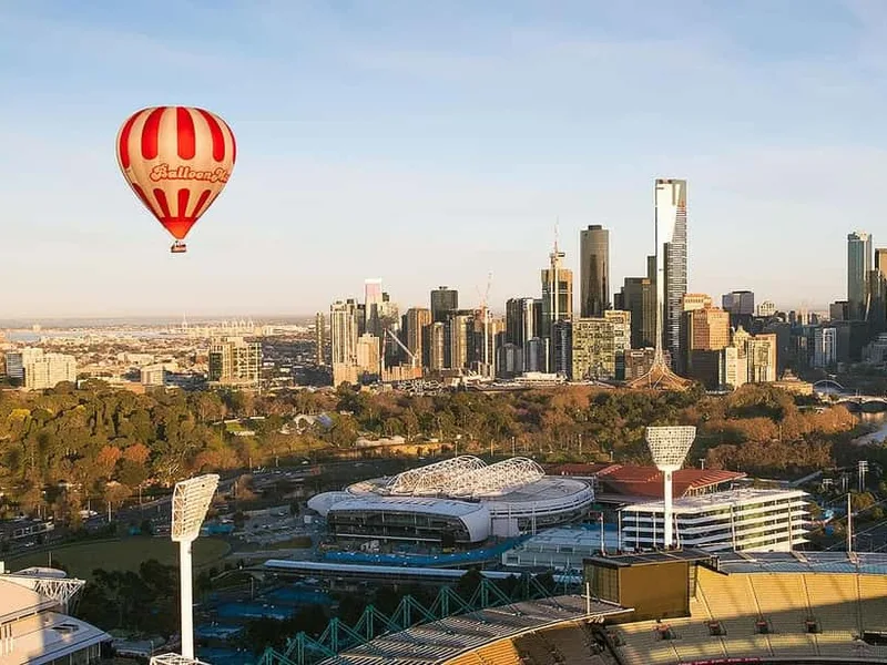 Melbourne Premium Balloon Flight with 5-Star Breakfast — hot air balloon ride in Melbourne & Yarra Valley