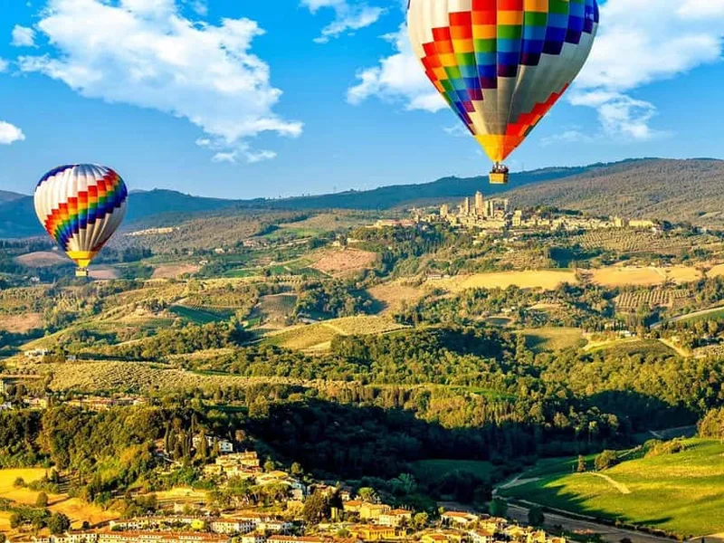 Sunrise Balloon Flight Over the Chianti Hills — hot air balloon ride in Tuscany